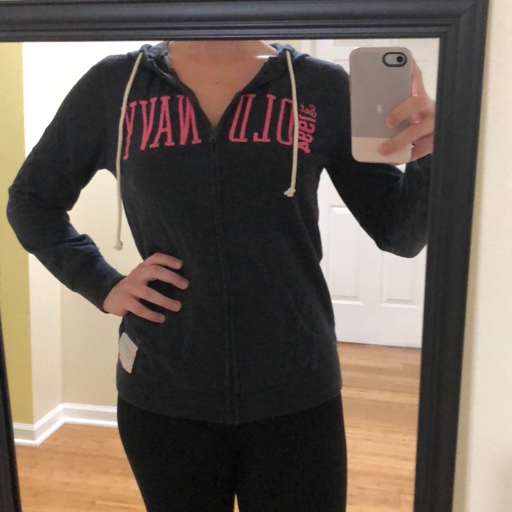 Sweatshirt